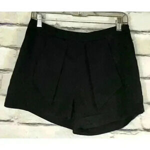 In Style Womens Size S Black Pleated Cuffed Shorts